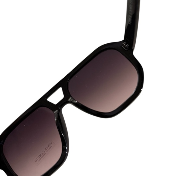 Vince Camuto Black Sunglasses with Gradient Lenses main image 7